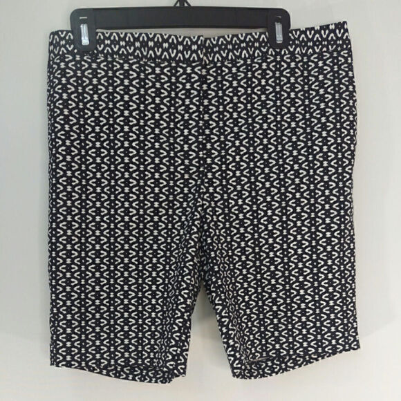 Mario Serrani Italy Tummy Control Comfort Stretch Shorts Black White Size 10 NWT - Picture 2 of 8
